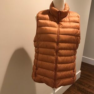 Women’s Puffer Vest